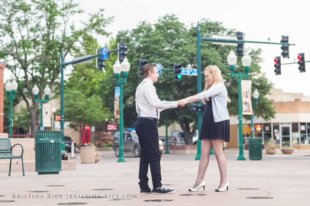 vintage great gatsby engagement session 